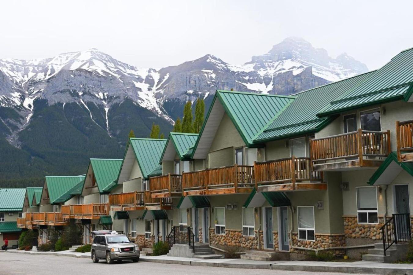 Banff Wood Lodge Canmore Kültér fotó